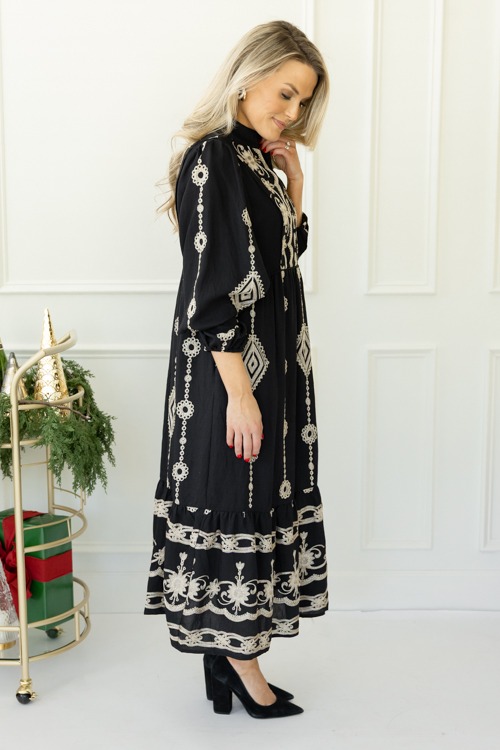 Embroidered Elegance Midi, Black - 1107-286.jpg
