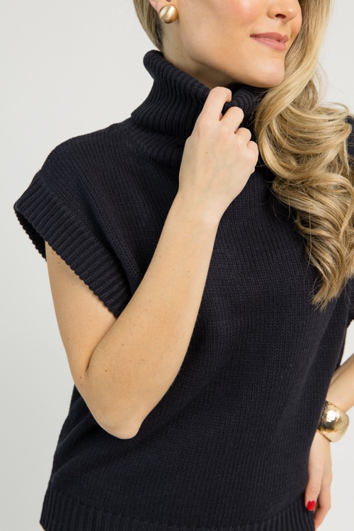 Basic Betsy Sweater, Black - 1110-25.jpg