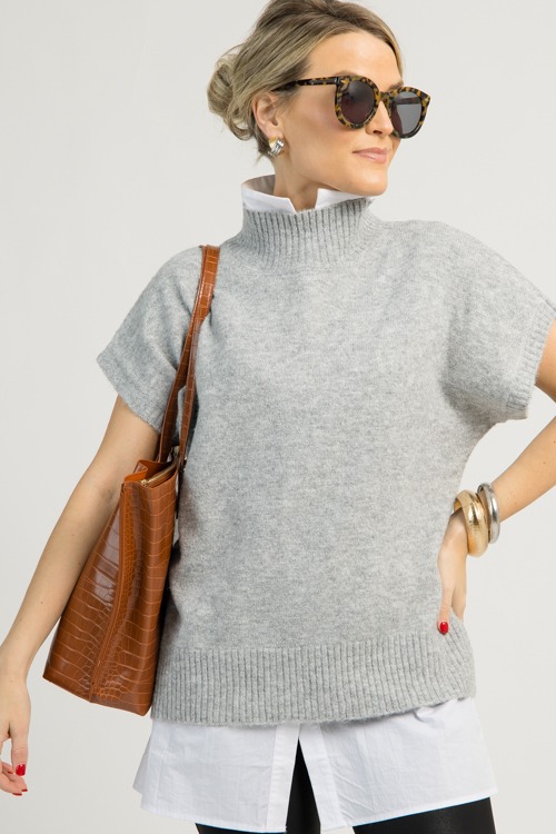 Short Sleeve Mock Sweater, Grey