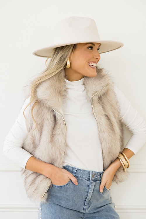 It Girl Fur Vest - 1113-26.jpg