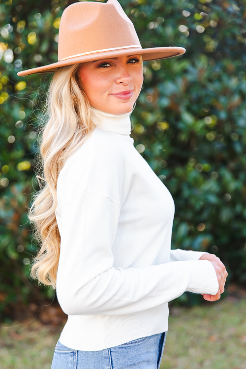 Trisha Turtleneck, Cream