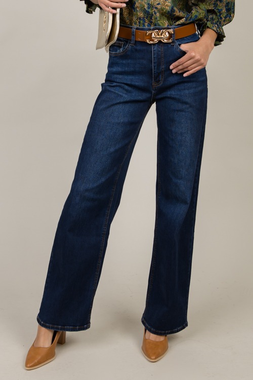 Dena Jeans, Dark