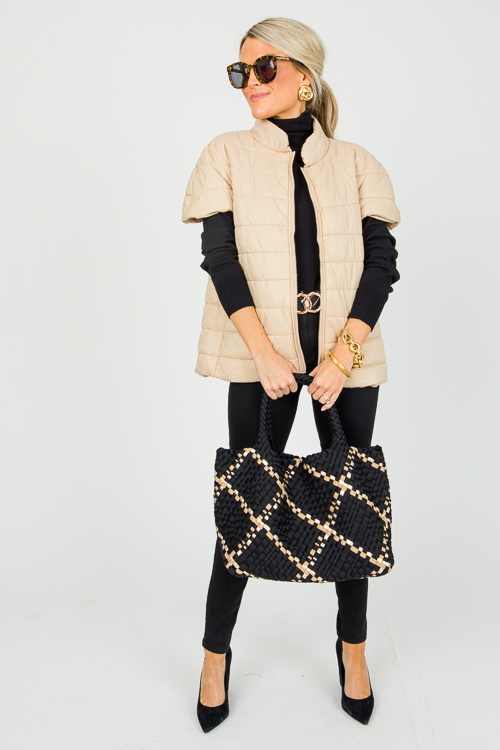 Penelope Puffer, Camel