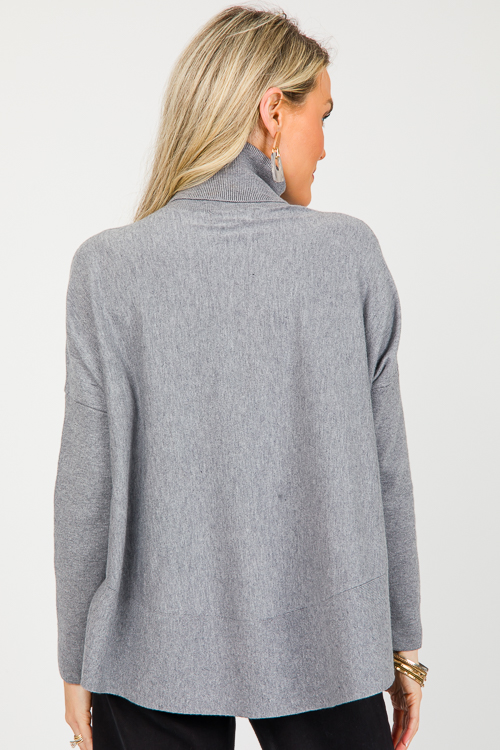 Leslie Turtleneck, Grey