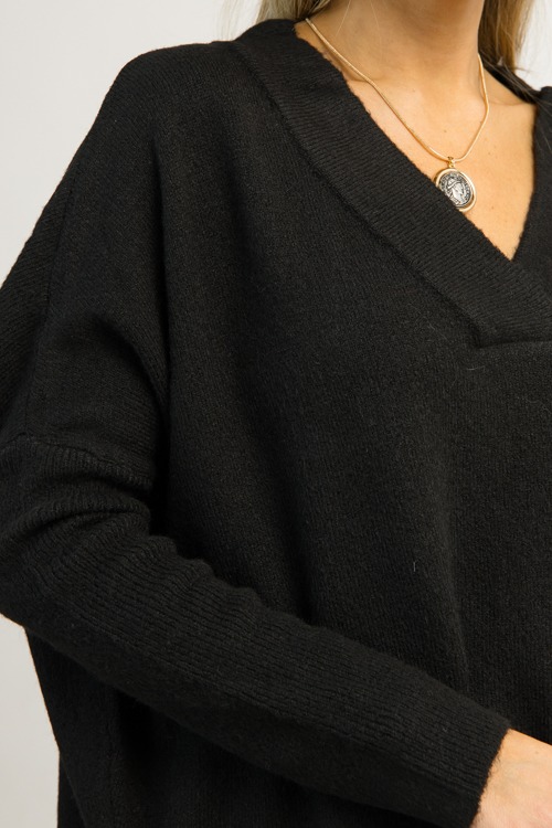 Tyler Sweater, Black (MONDAY NEW ARRIVAL) - 1201-45.jpg