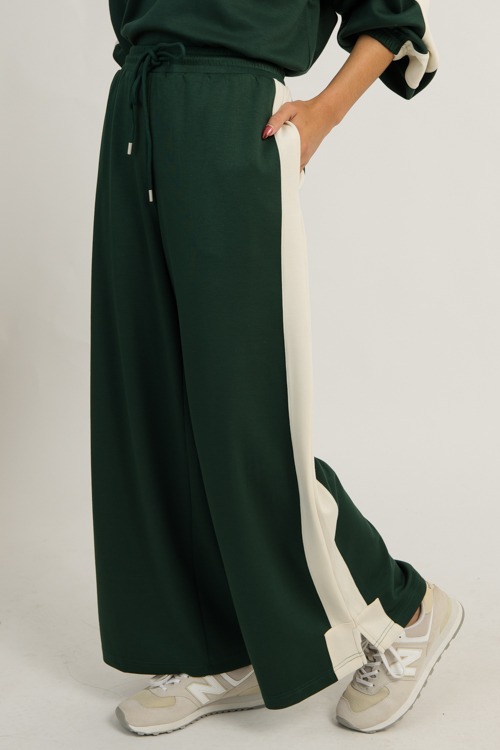 Stripe Trim Pants Set, Hunter (MONDAY NEW ARRIVAL) - 1201-9.jpg