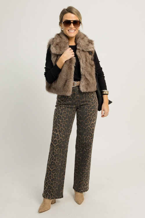 Maren Fur Vest, Taupe - 1202-57.jpg