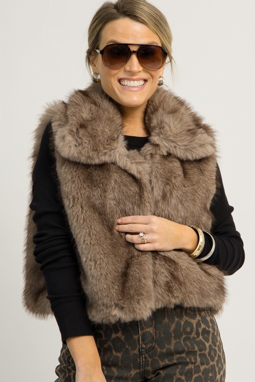 Maren Fur Vest, Taupe - 1202-59.jpg