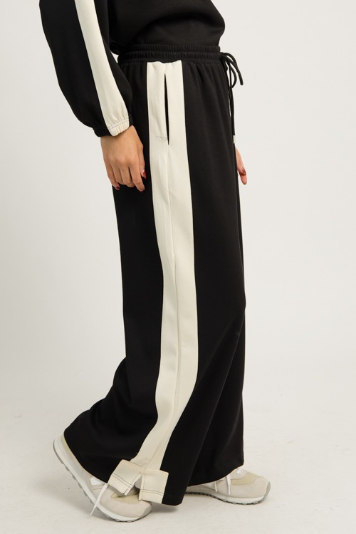 Stripe Trim Pants Set, Black - 1202-76.jpg