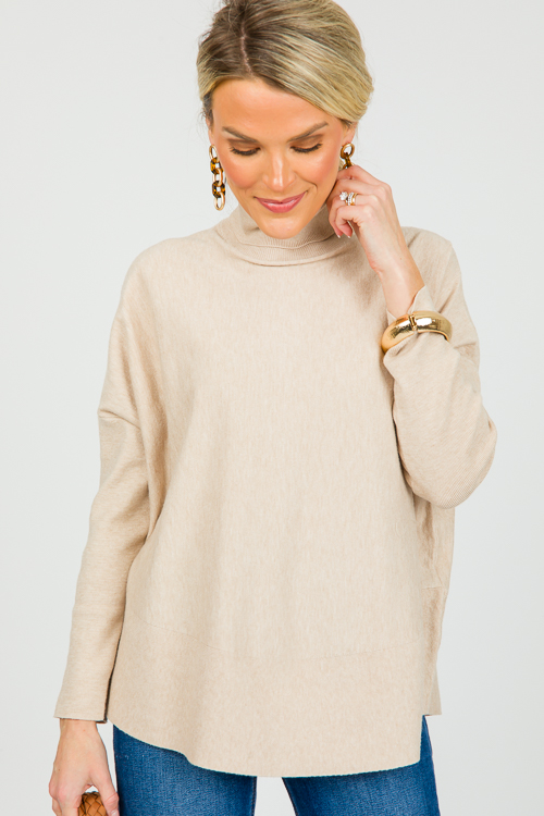 Leslie Turtleneck, Taupe