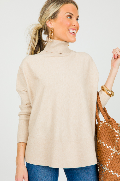 Leslie Turtleneck, Taupe