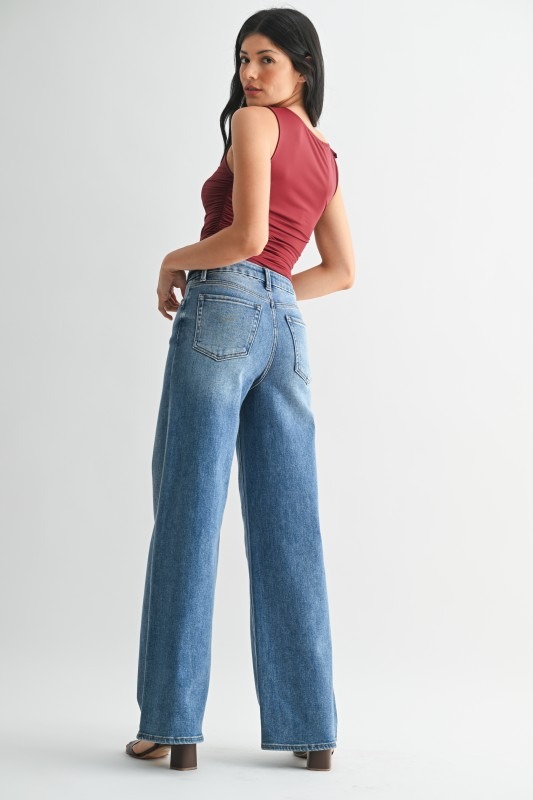 Paige Palazzo Jeans, Medium - 20325780_48e3a9aa-4bd6-454a-aa7e-aeeccd8a1871.jpg