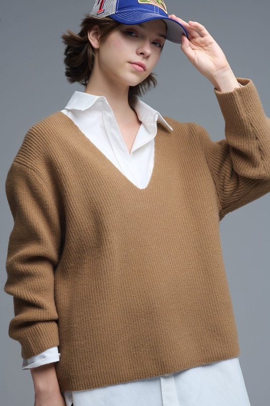 V-Neck Solid Sweater, Camel - 24486823_5d33efd8-87f6-4023-be75-6c223cac6c57.jpg