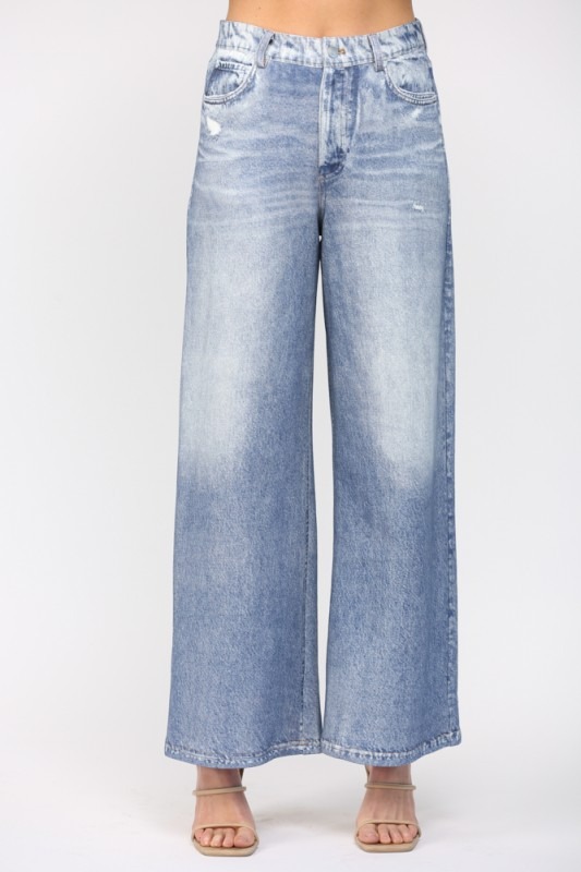 Stretchy Denim Pants - 24951800_e262d6c2-5d8a-4911-8a7f-27e544c2a4e3.jpg