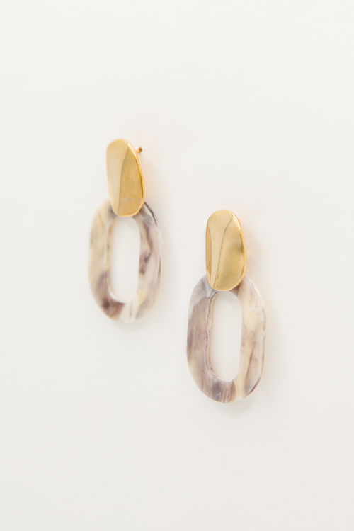 Ansley Acrylic Earring, Gray