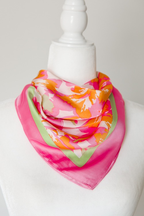 The Juniper Scarf, Fuchsia