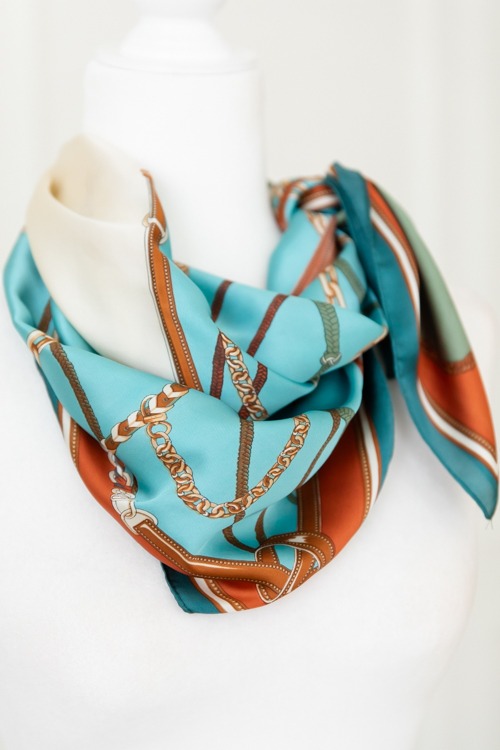 Halley Chain Scarf, Turq - 2K9A9287.jpg