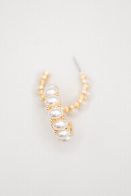 Pearl Bead Hoops - 2K9A9319.jpg