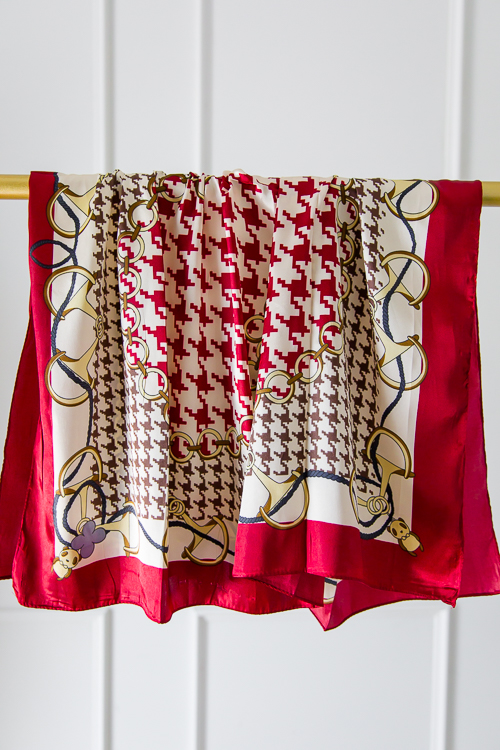 Houndstooth Scarf, Red