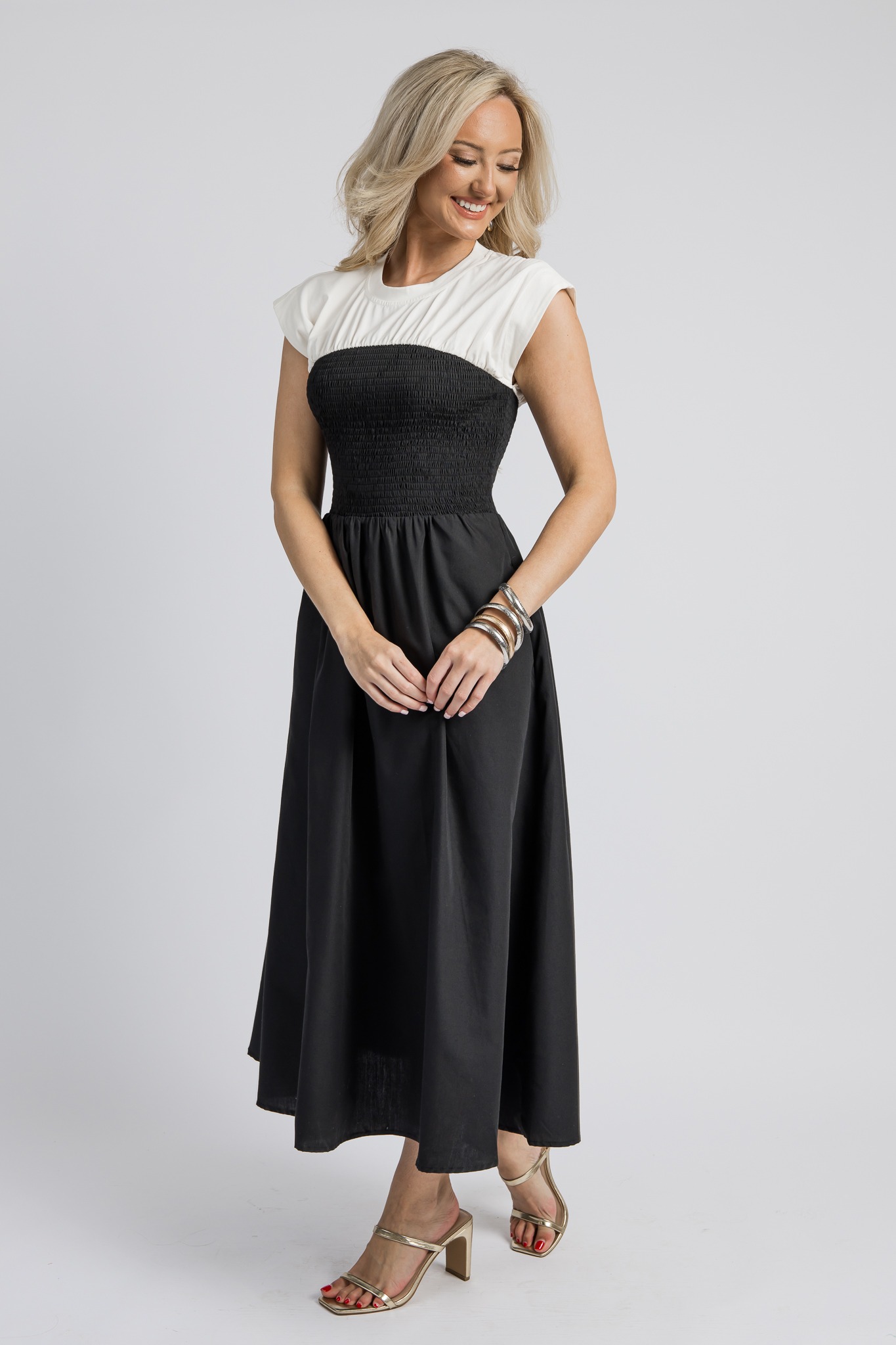 Two-Tone Smock Midi, Black - 4K7A0112.jpg