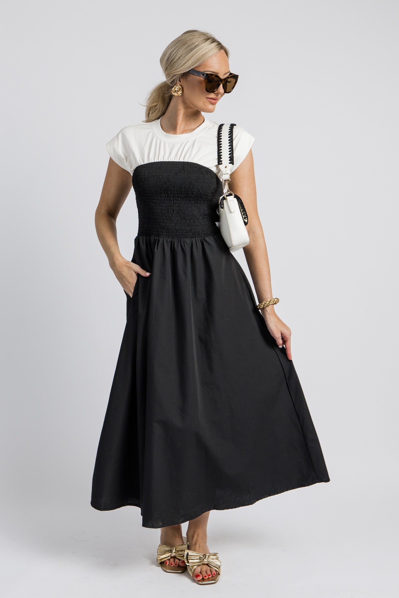 Two-Tone Smock Midi, Black - 4K7A0186.jpg