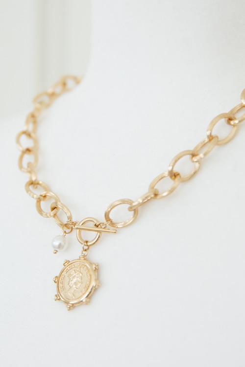 Katherine Coin Pendant, Gold - 4K7A0955.jpg