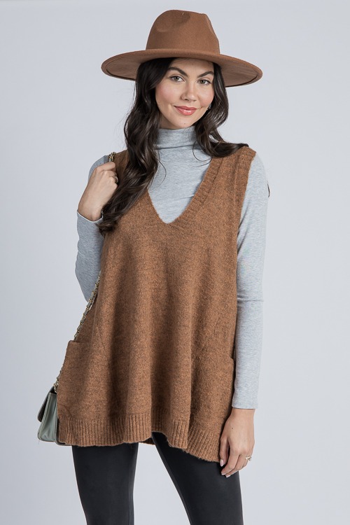 Pocket Sweater Vest, Pecan - 4K7A1057.jpg