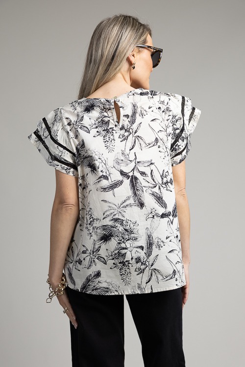 Drawn Out Top, Black - 4K7A1153.jpg