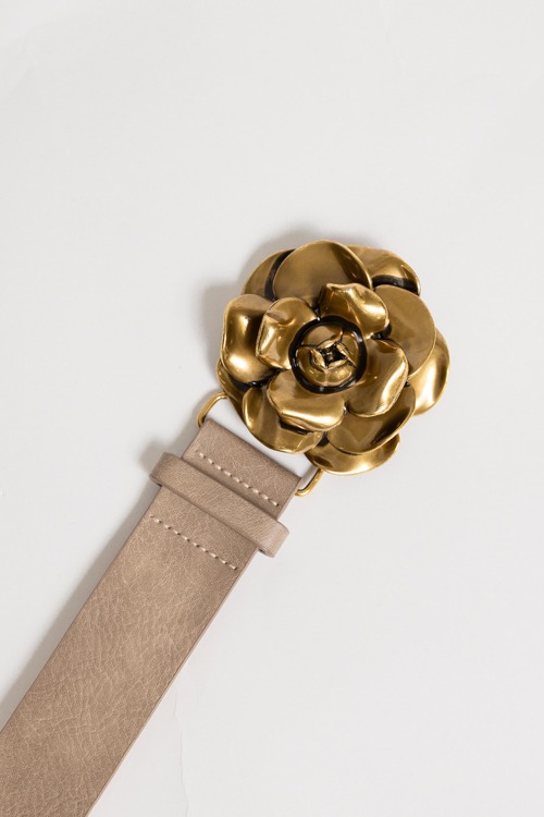 Floral Buckle Belt, Taupe - 4K7A1154.jpg