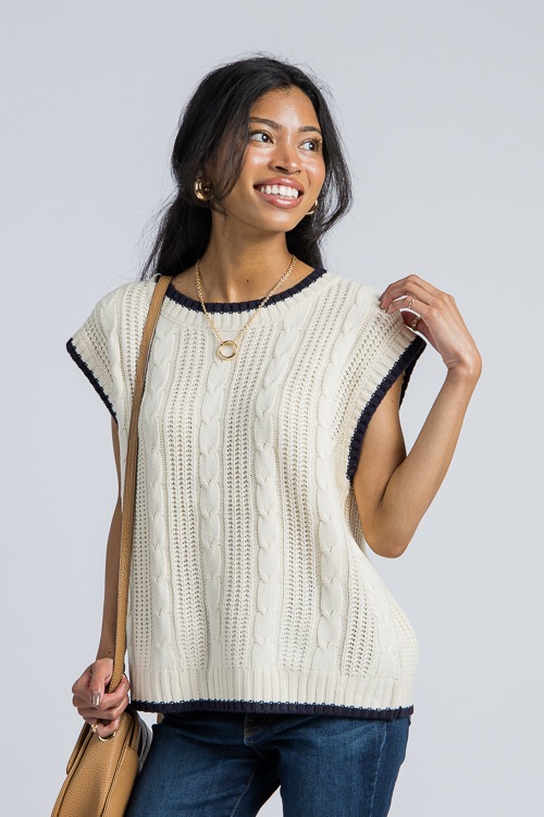 Coco Contrast Trim Sweater, Ivo - 4K7A1235 shoot more of this on Stacy.jpg