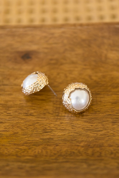 Pearl Round Earrings - 4K7A1767.jpg