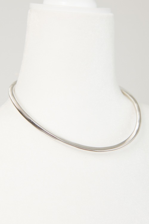 Yasmine Choker, Silver - 4K7A2185.jpg