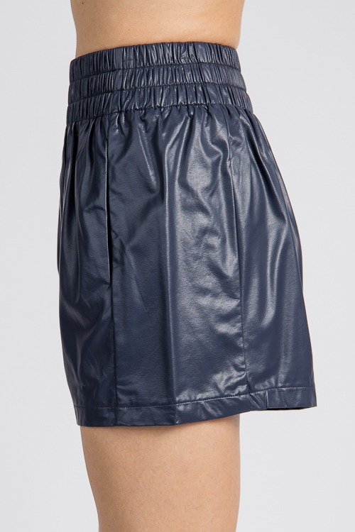 Carson Leather Shorts, Deep Navy - 4K7A2227.jpg