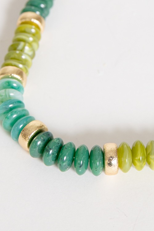 Cleo Beaded Necklace, Olive - 4K7A2652.jpg