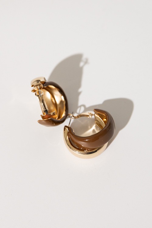 Double Up Earrings, Brown - 4K7A2851.jpg