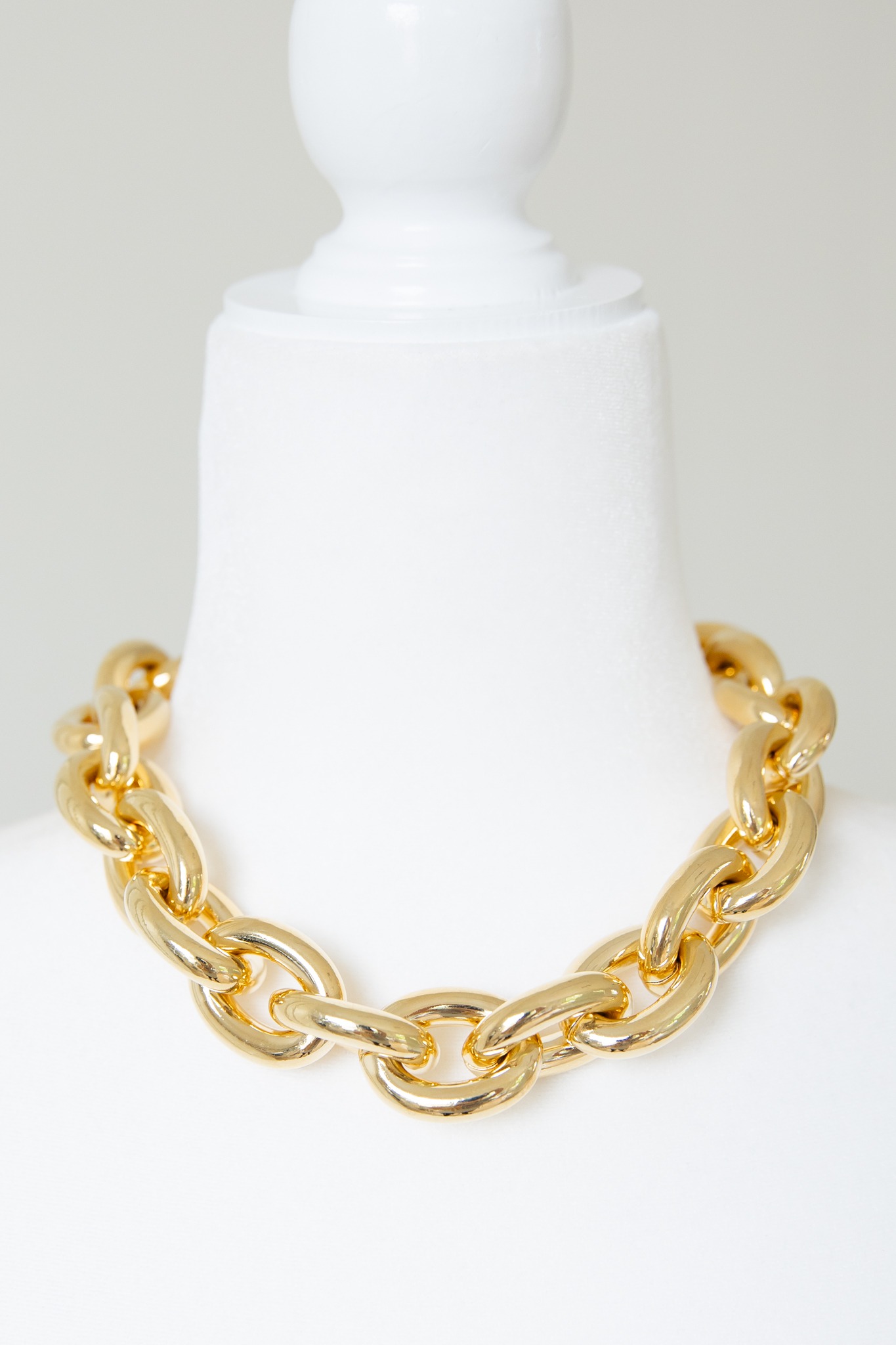 Authement Chunky Necklace, Gold