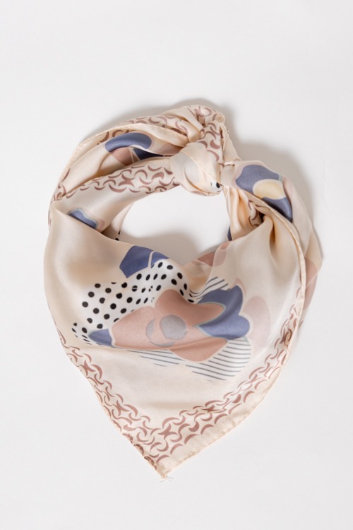Mary Scarf, Floral - 4K7A3649.jpg