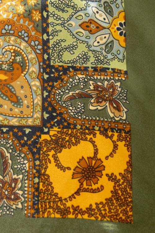 Paisley Silk Scarf, Green - 4K7A3657.jpg
