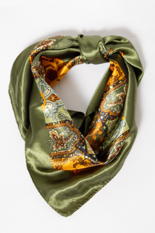Paisley Silk Scarf, Green - 4K7A3661.jpg