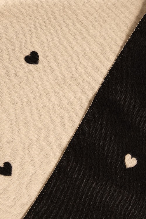 Heart Patterned Wrap, Black - 4K7A3859.jpg