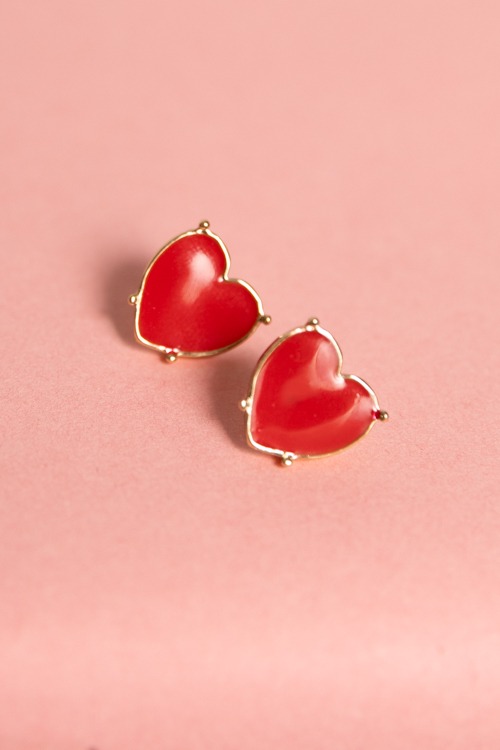 Coated Heart Stud, Red - 4K7A3889.jpg