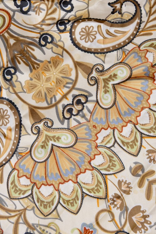 Freddie Silk Scarf, Ivory - 4K7A3920.jpg