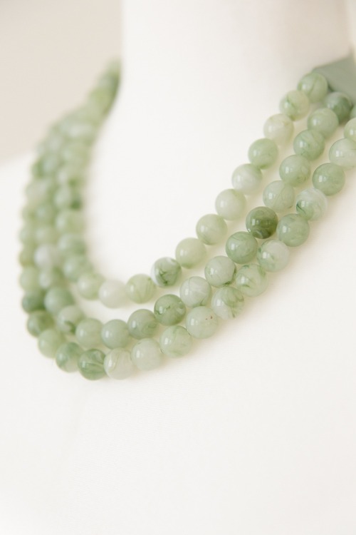 3 Row Beaded Necklace, Green - 4K7A4061.jpg