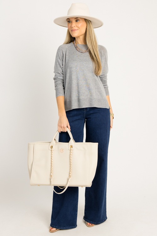 Amy Sweater, H. Grey - 4K7A4359h.jpg