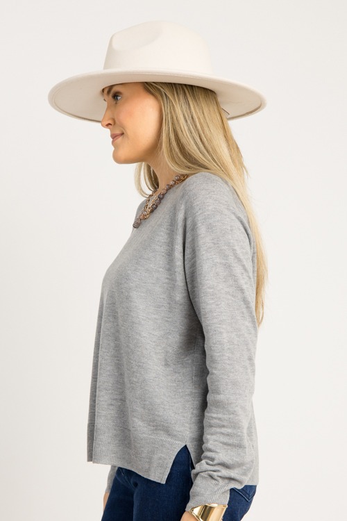 Amy Sweater, H. Grey - 4K7A4373.jpg