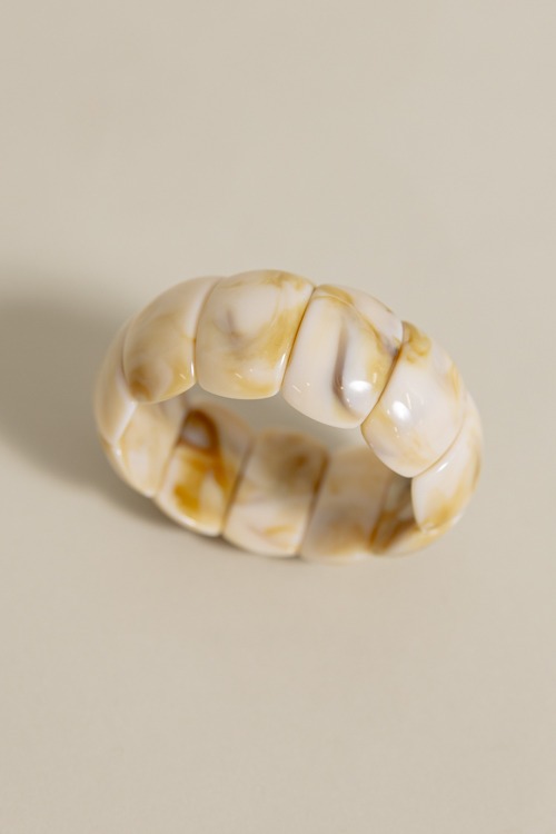 Acrylic Stretch Bracelet, Ivory - 4K7A4383.jpg
