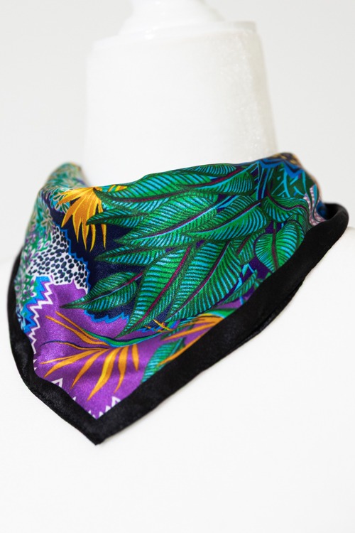 Botanic Scarf, Blue - 4K7A4454.jpg