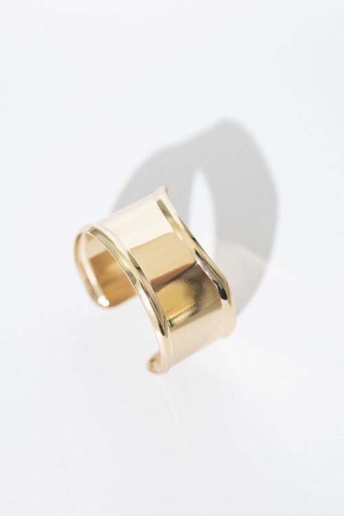 Golden Girl Cuff