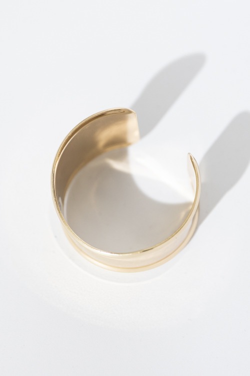 Golden Girl Cuff - 4K7A4480.jpg