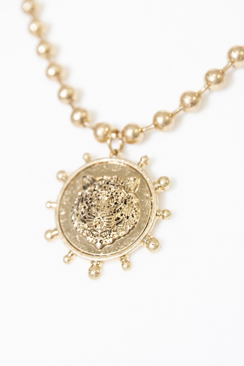 Tiger Coin Necklace, Gold - 4K7A4510.jpg